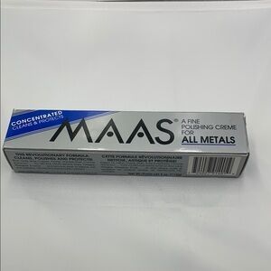 MAAS fine metal polishing crème for all Metal Polish for a Gleaming Finish